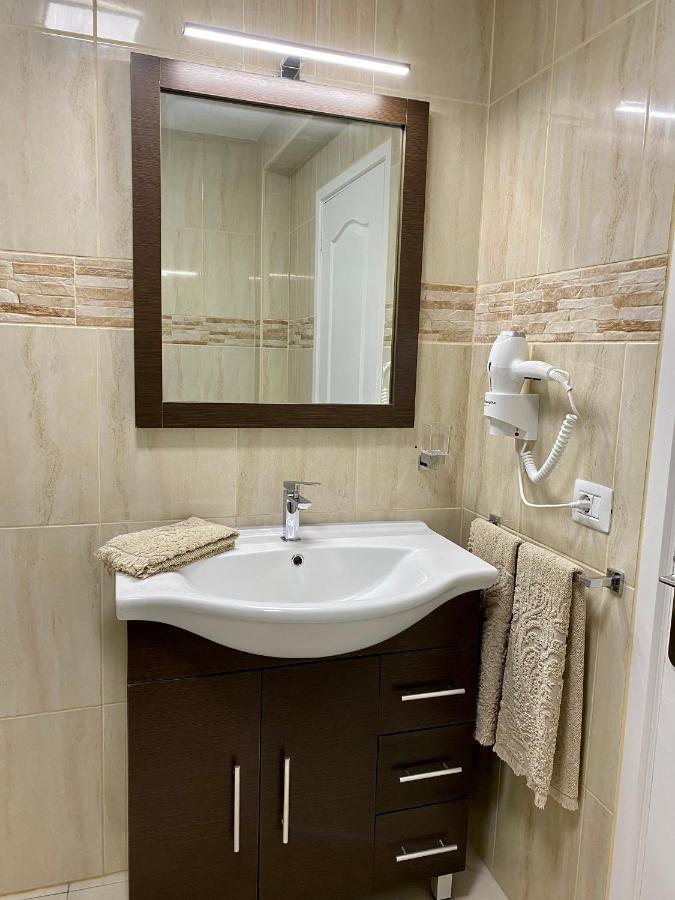Juangy'S Apartments In Las Adelfas Golf Del Sur San Miguel de Abona Buitenkant foto
